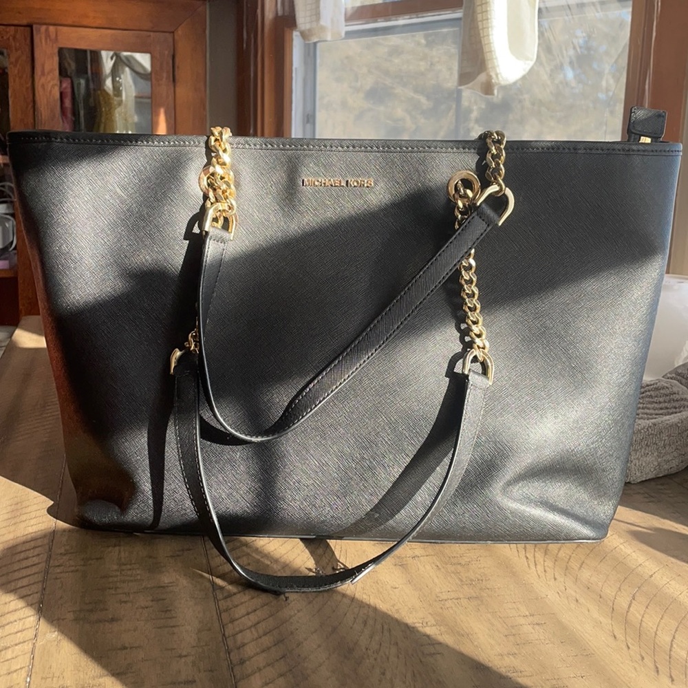 Michael Kors lab top bag